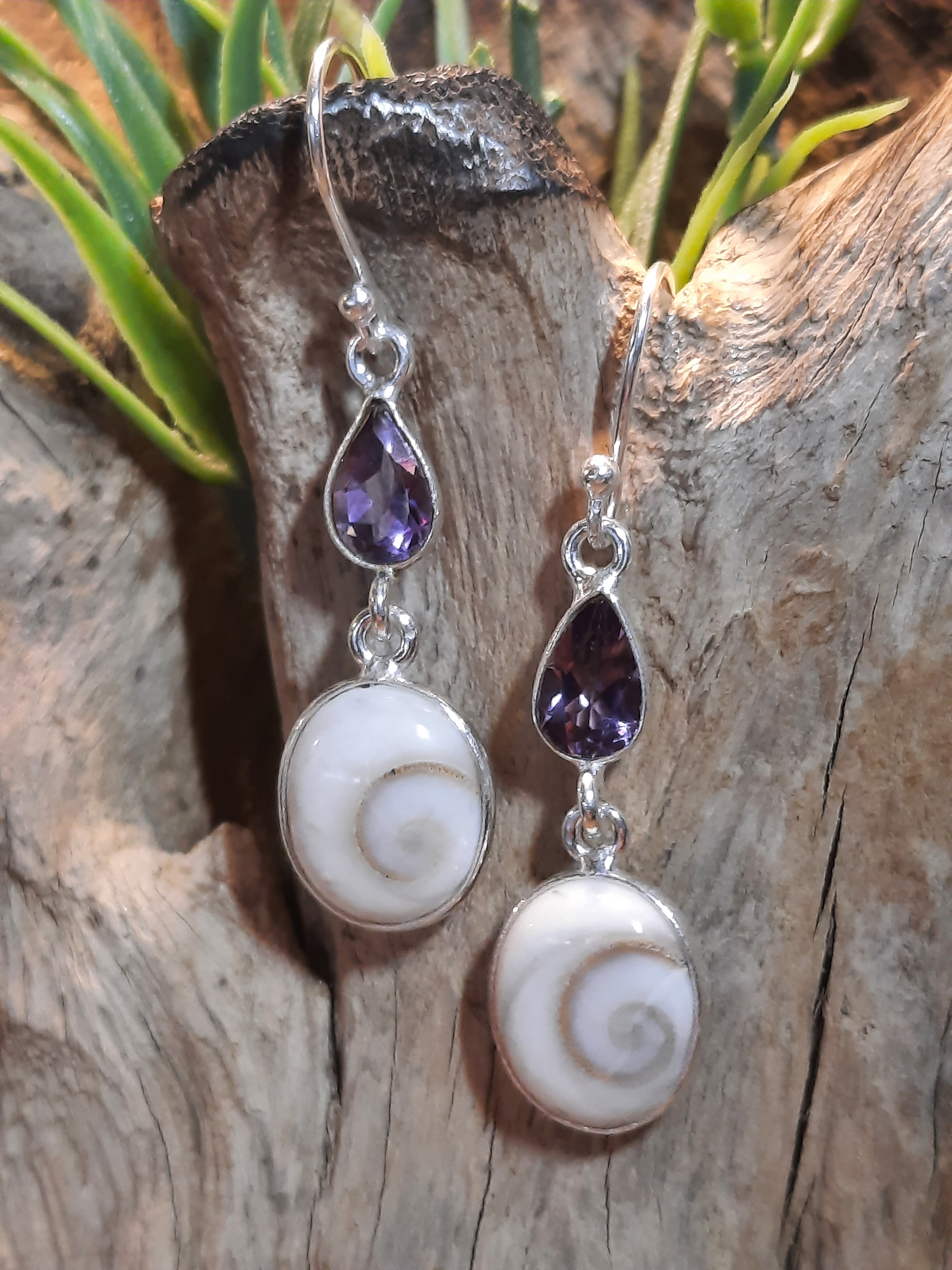 Shiva shell online earrings