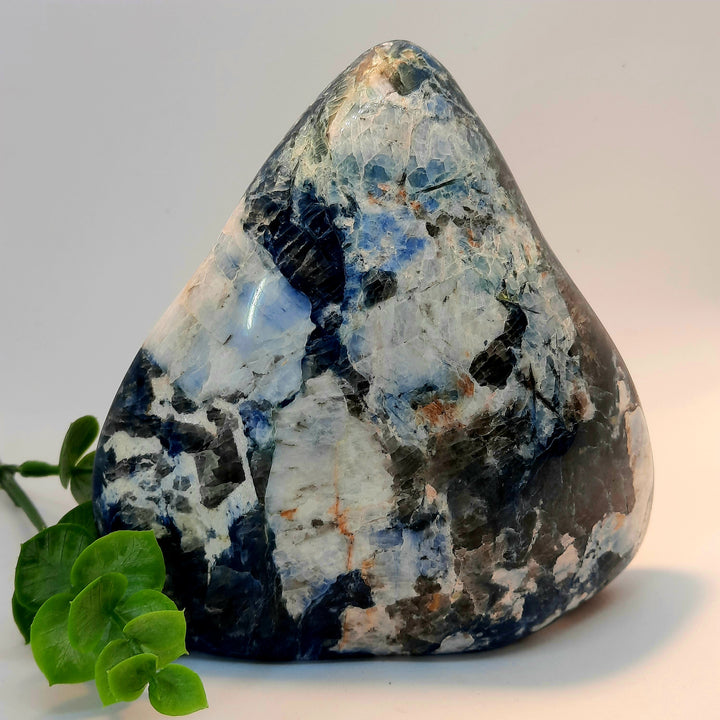 Dumortierite (598 grams) STZ23