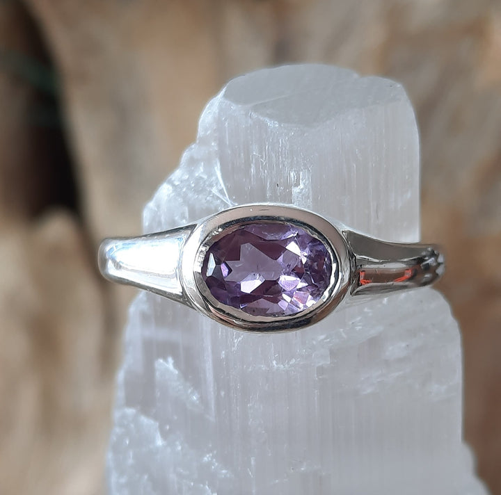 AMETHYST RING SIZE 6.5(M) GS2505