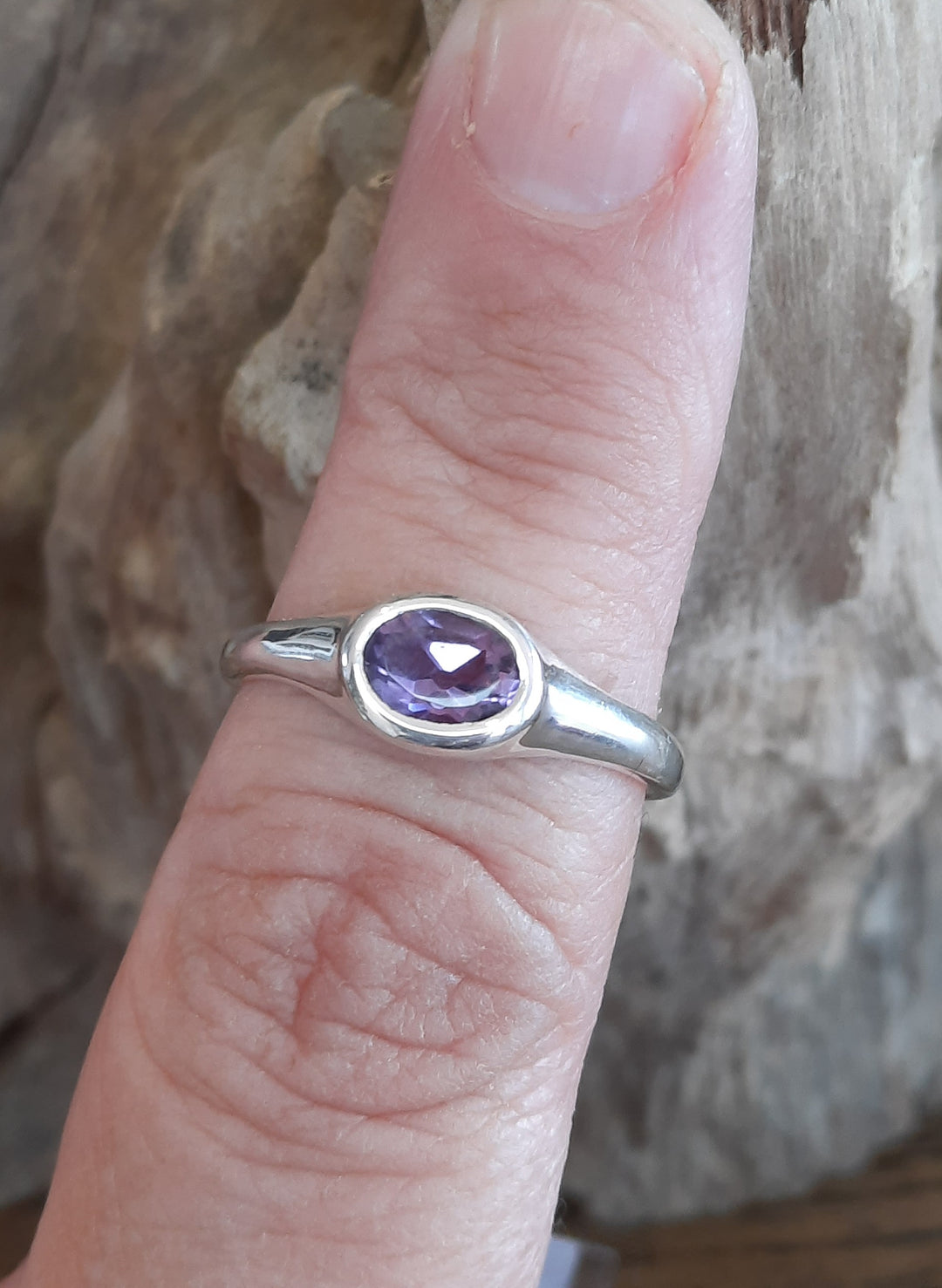 AMETHYST RING SIZE 9(R) GS2401