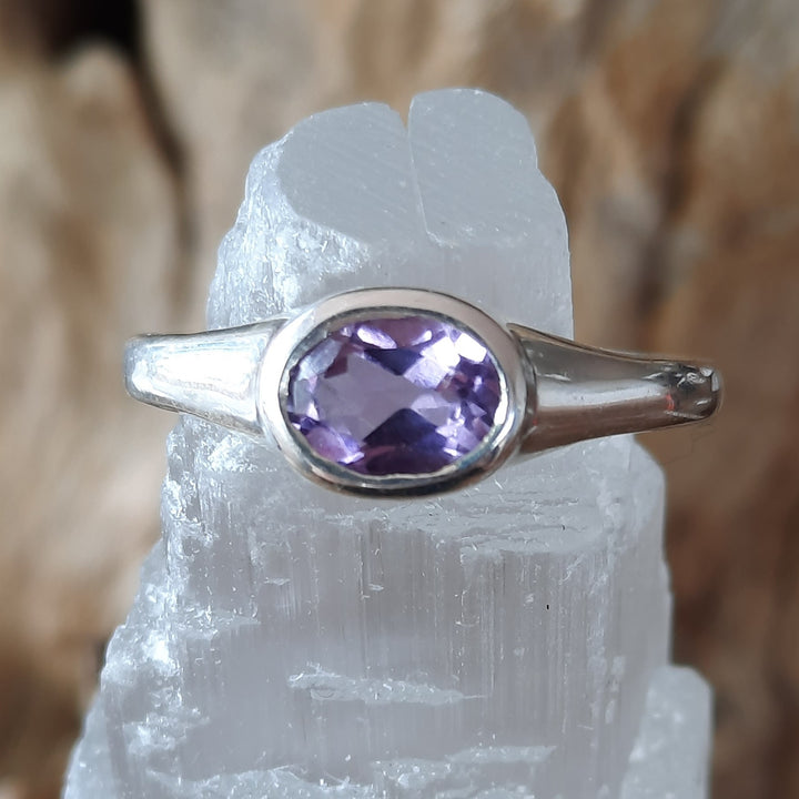 AMETHYST RING SIZE 9(R) GS2500