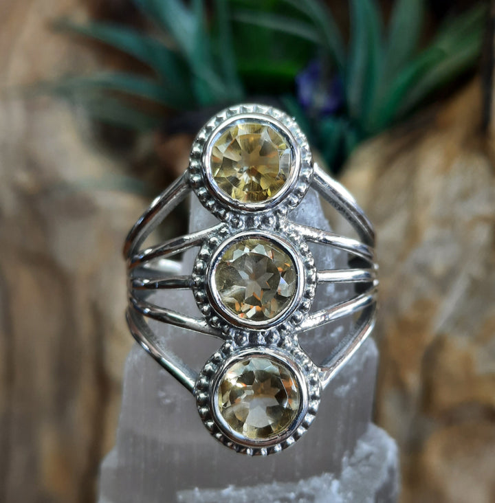 CITRINE RING SIZE 9(R) GS2422