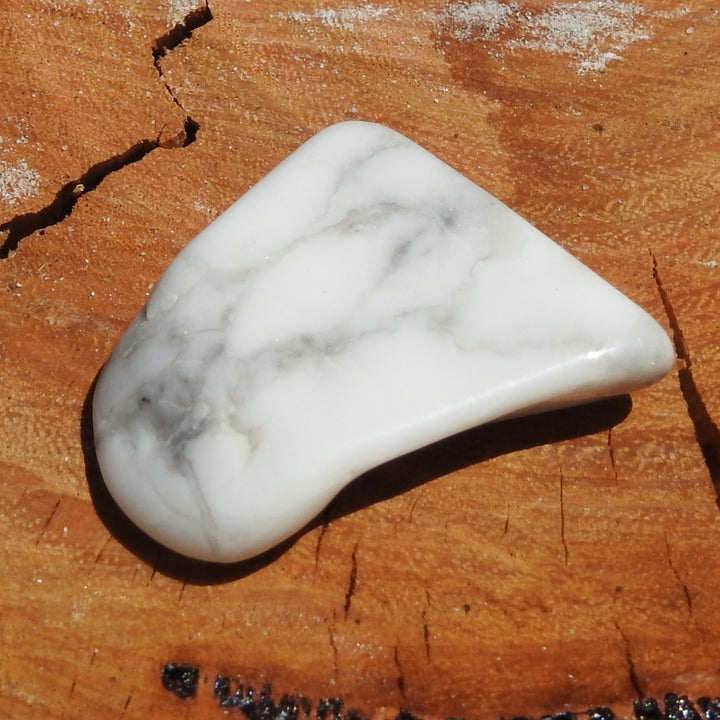 Howlite Tumble Stone (7g) HWL1