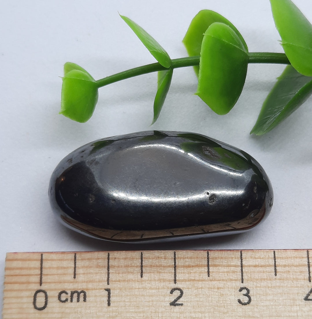 Hematite Tumbler Stone (24g) HEM3