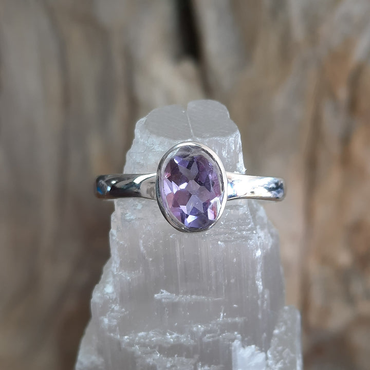 AMETHYST RING SIZE 8.5(Q) GS2407