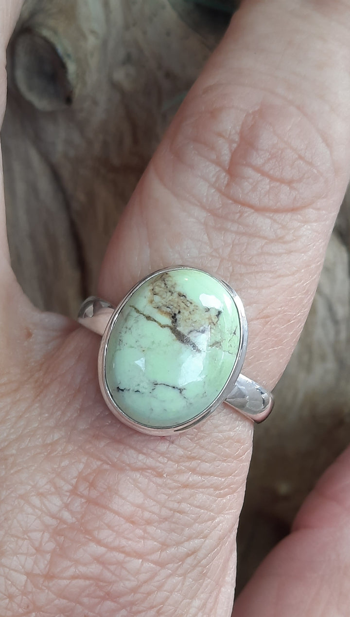 LEMON CHRYSOPRASE RING SIZE 11(V) GS7212