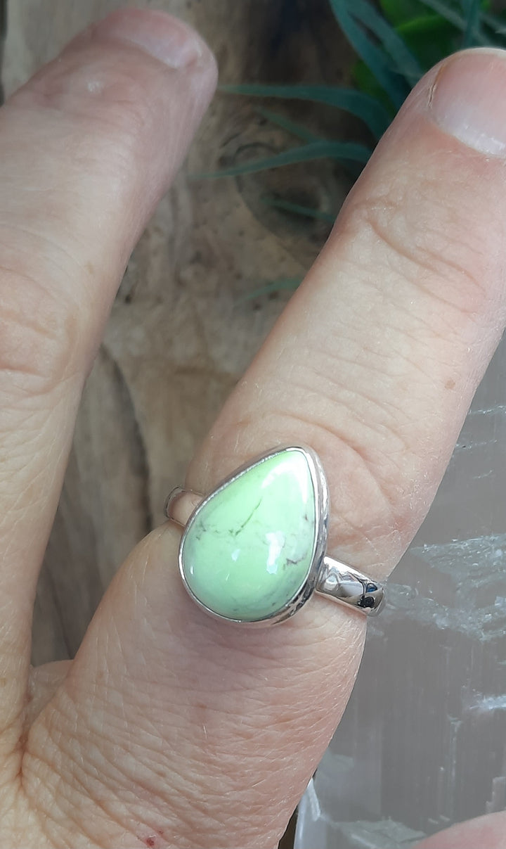 CHRYSOPRASE RING SIZE 8(P) GS7215