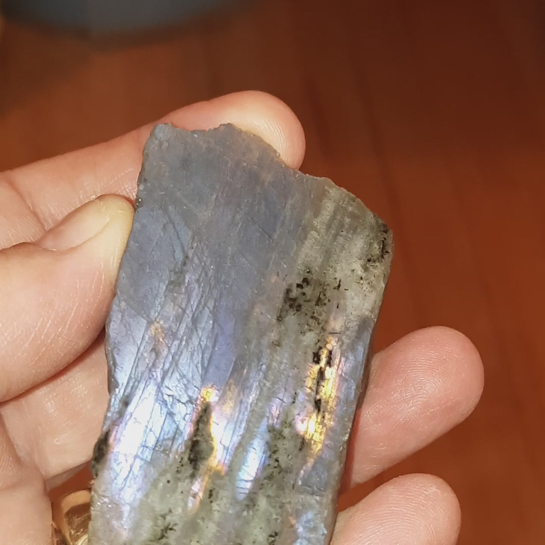 Labradorite (68 grams) STZ202