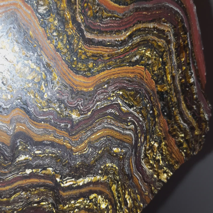 Banded Tiger Iron Slab (Large). BTE1