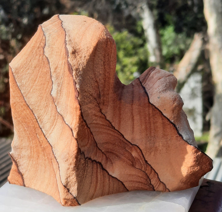 Utah Sandstone Sculpture (8.5cm) STZ34