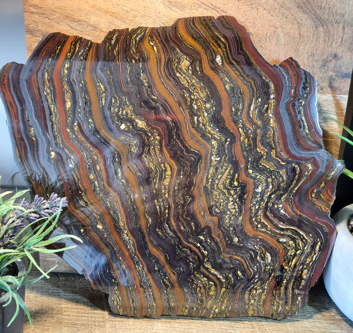 Banded Tiger Iron Slab (Large). BTE1